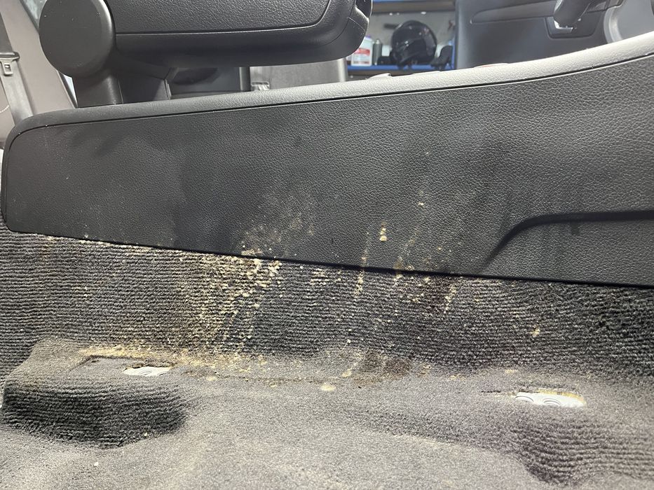 Polish auto / faruri ,detailing auto , curatăt interior  Constanta !