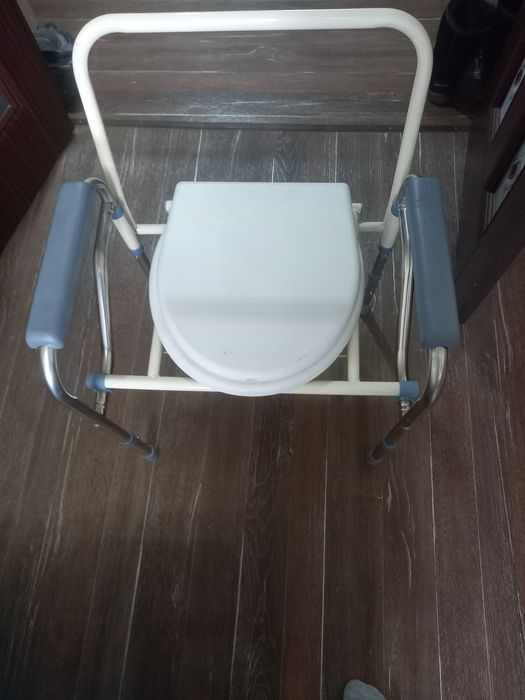 Инвалидная коляска