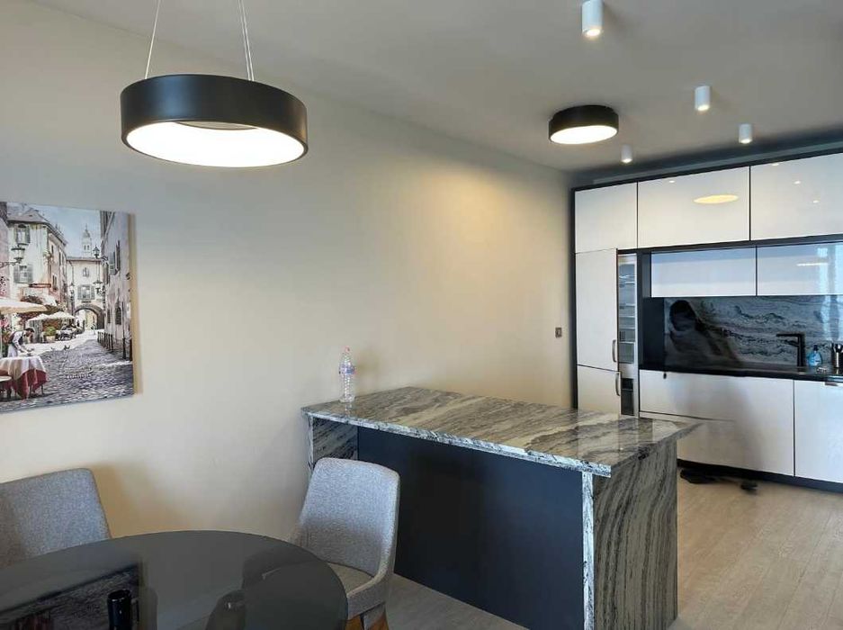 Дава се под наем Двустаен апартамент в к.к. Слънчев ден - 152 кв.м за 1495.83 € - Снимка #4