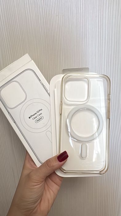оригинальный MagSafe-чехол для Apple iPhone 13 Pro.