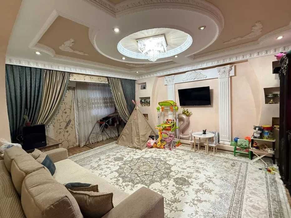 4 хонали кенг ва қулай квартира сотилади Шайхантахур  1-этаж 113.5 м²