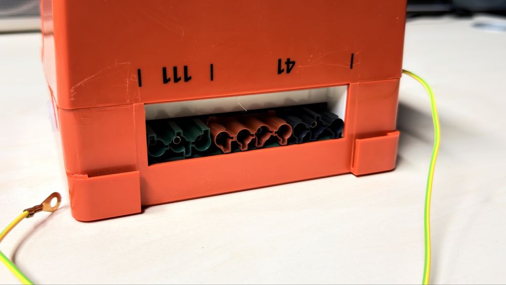 Automat Viessmann 7822 648 Honeywell S4572A 1004V02 – comandă arzător pe gaz, 230V, NOU