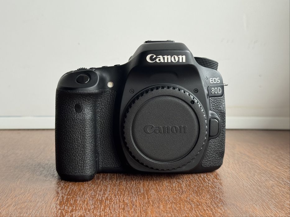Фотоаппарат Canon 80D