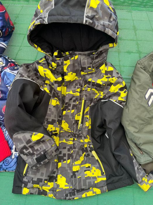 Куртки  на мальчика 6,7л