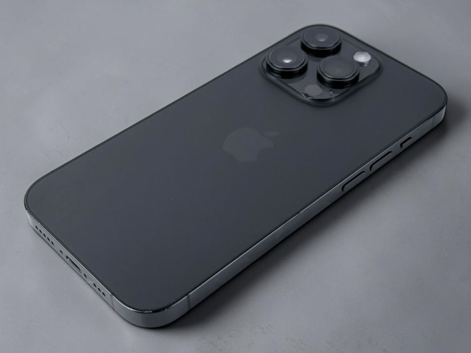 Apple iPhone 14 Pro 128GB Space Black USA! Отличен!