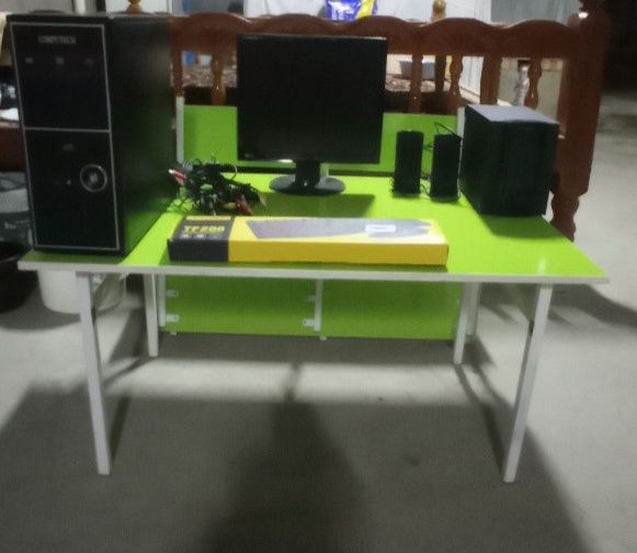 Компютер сотилади