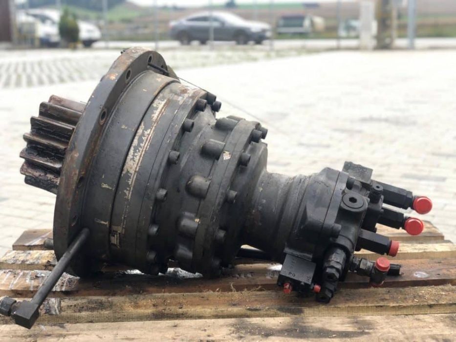 reductor de rotire pentru excavatoare volvo