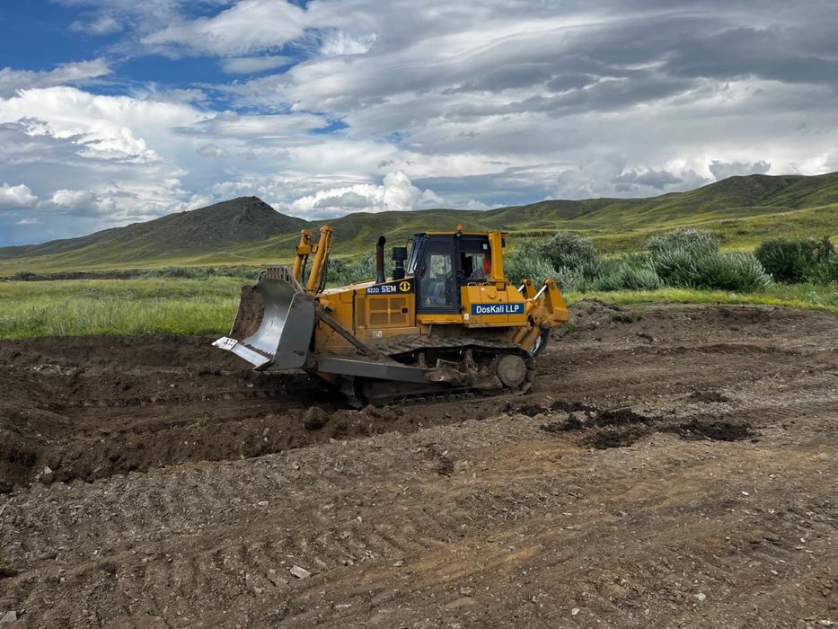 Бульдозер SEM (Caterpillar D7R)