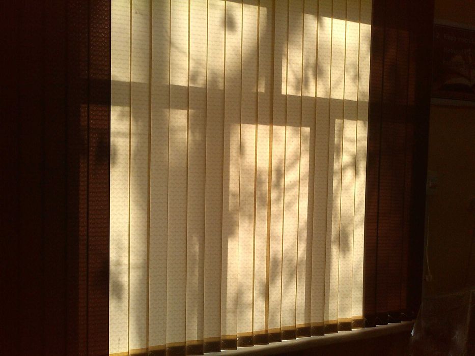 Изготовление и ремонт любых ЖАЛЮЗИ.Переделка размера.