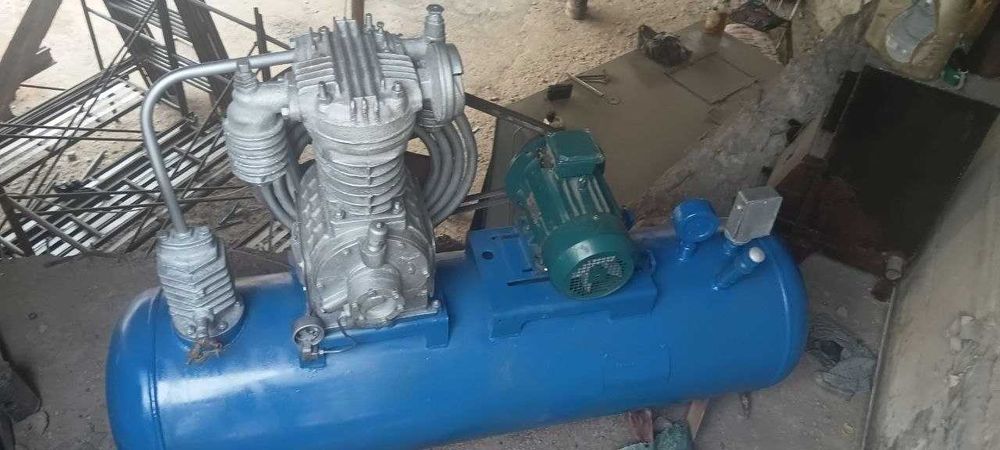 Компрессор 250 барлик сотилади
