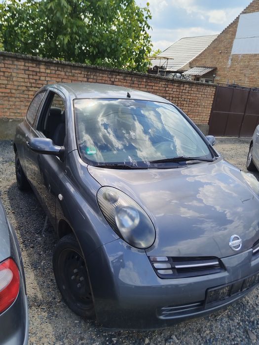 Far/faruri stanga/dreapta Nissan Micra K12 ( 2 usi ) an 2003-2010