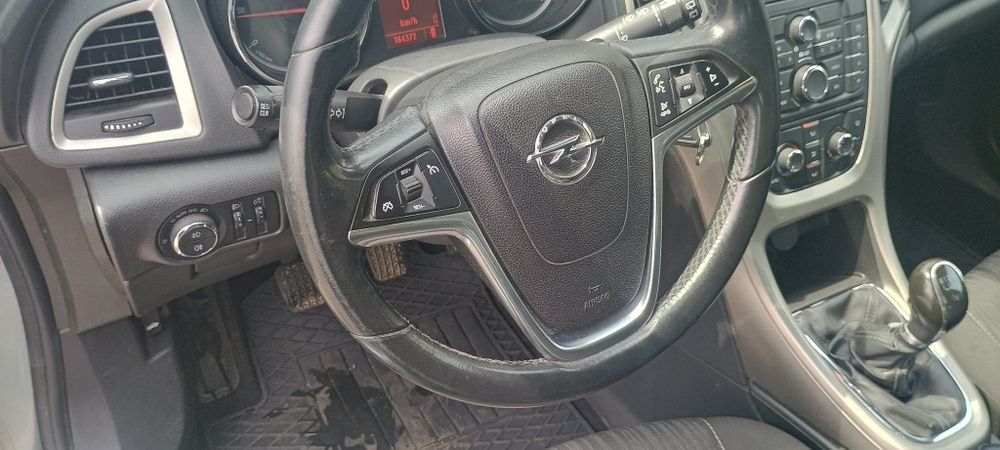 Vand Opel Astra J 1.7 CDTI an 2012