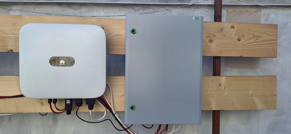 Electrician  caut colaborare în instalarea panourilor fotovoltaice