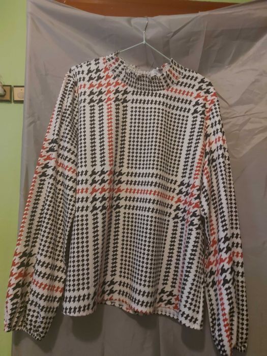 Дамска блуза с дълъг ръкав