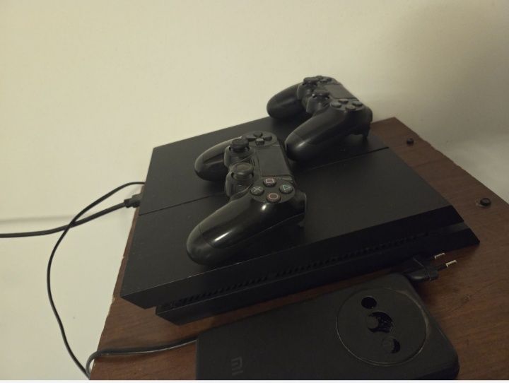 Продам плестаишен 4