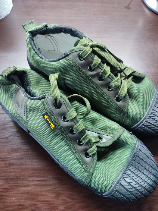 Продам кеды мужские