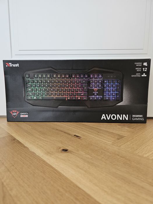 Tastatura gaming Trust Avonn