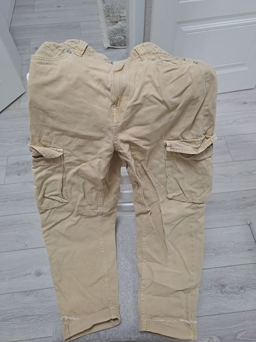 Продаются штаны карго Bershka
