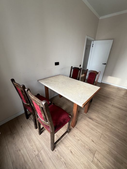 Продам стол со стульями