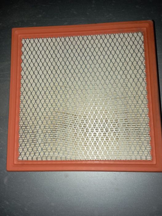 Продам воздушный фильтр.