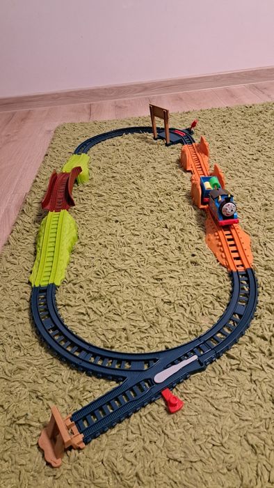 Trenulet Thomas circuit