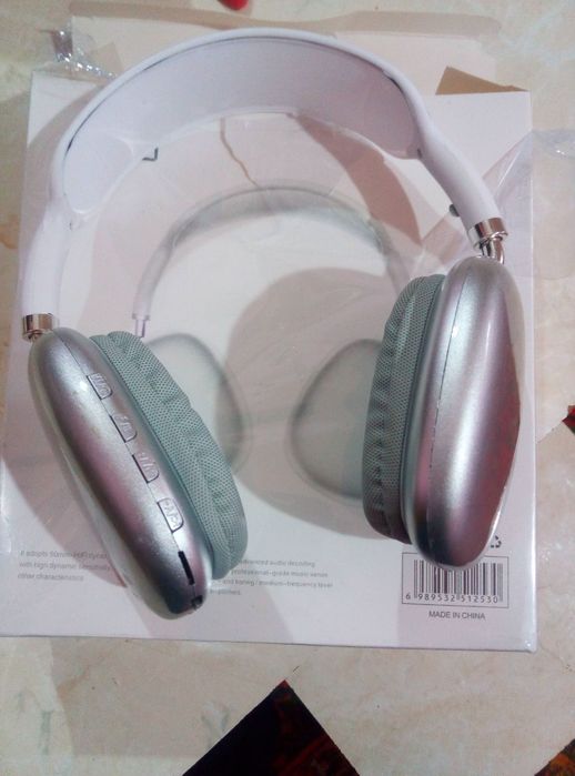 Наушник     100000 сум .Quloqchin 100000soʻm