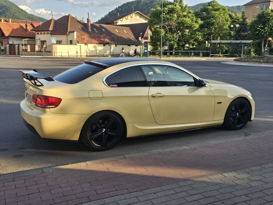 Se vinde BMW e92 2.0i