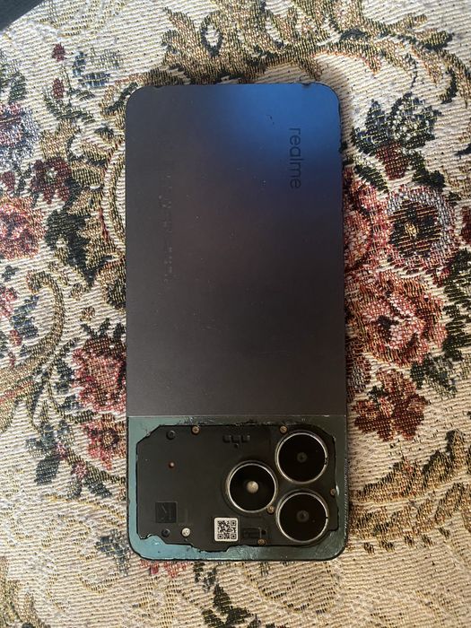 Телефон реалмий нот 50