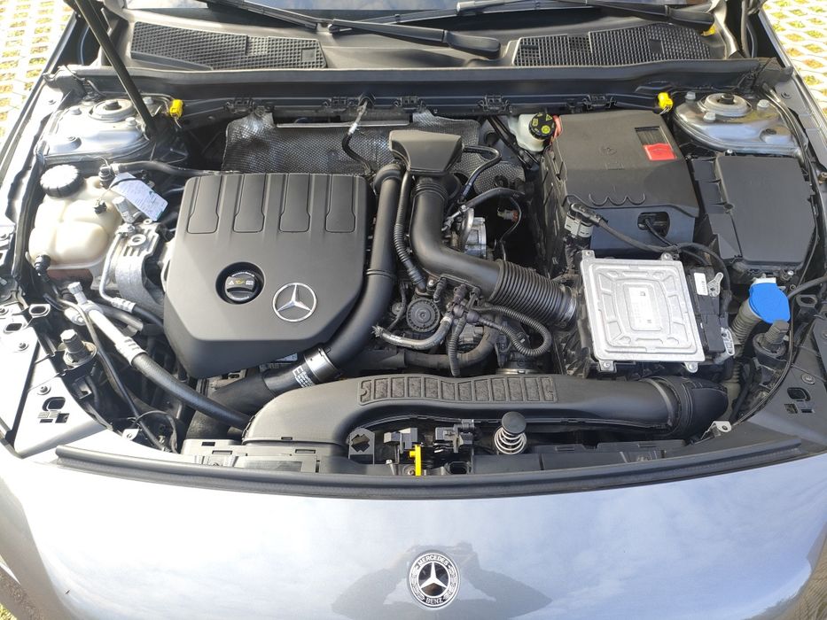 Mercedes Benz A 200 Urban An 2018 1.3 benzina