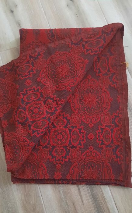 Вълнени килими нови