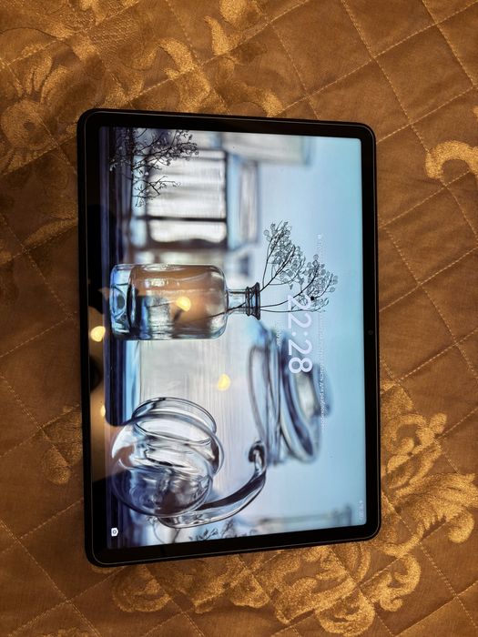 Продам планшет Huawei с клавиатурой