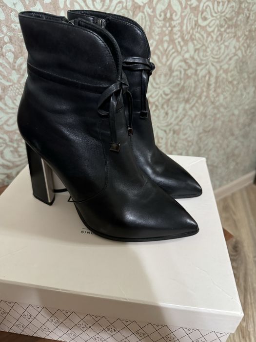 Полусапожки женские