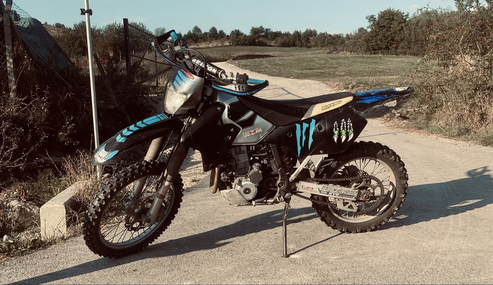 Suzuki drz 400sm