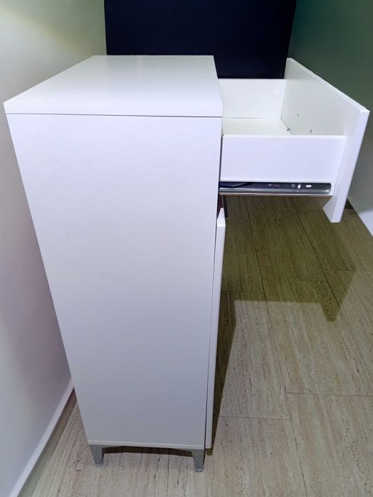 Скрин, Шкаф за антре заоблен бял гланц MDF 58 x 35 x 104,5-110 см