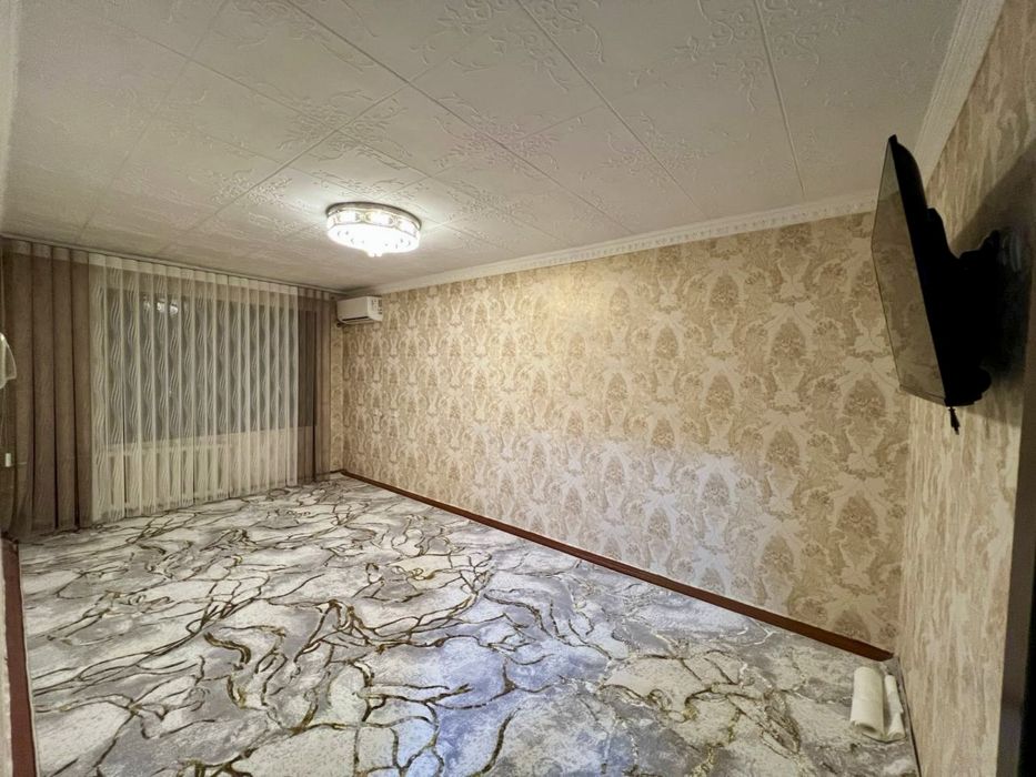 Собсветнный квартира продаётса Чиланзар 25 квартал 18 дом 5 этажный кв