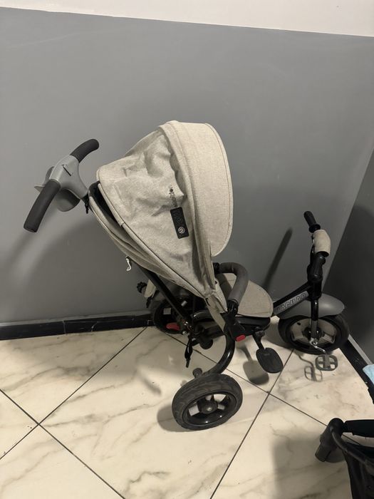 Велосипед серый детский