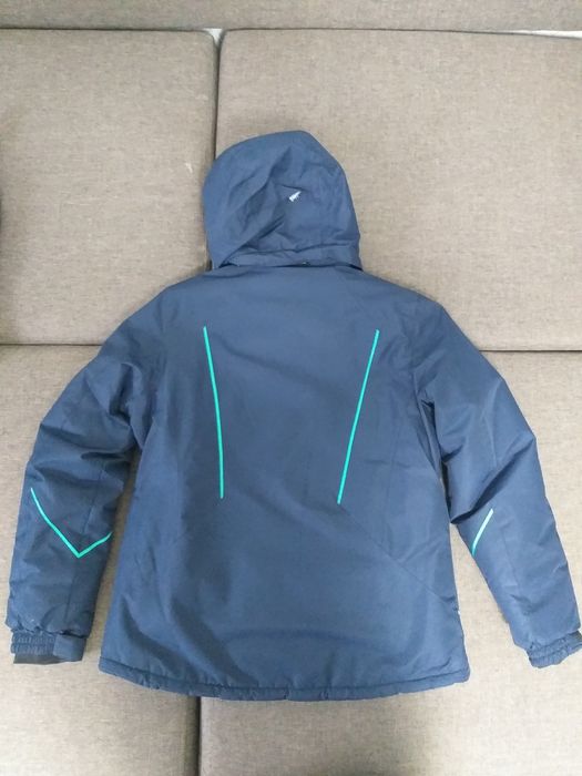 Горнолыжный костюм