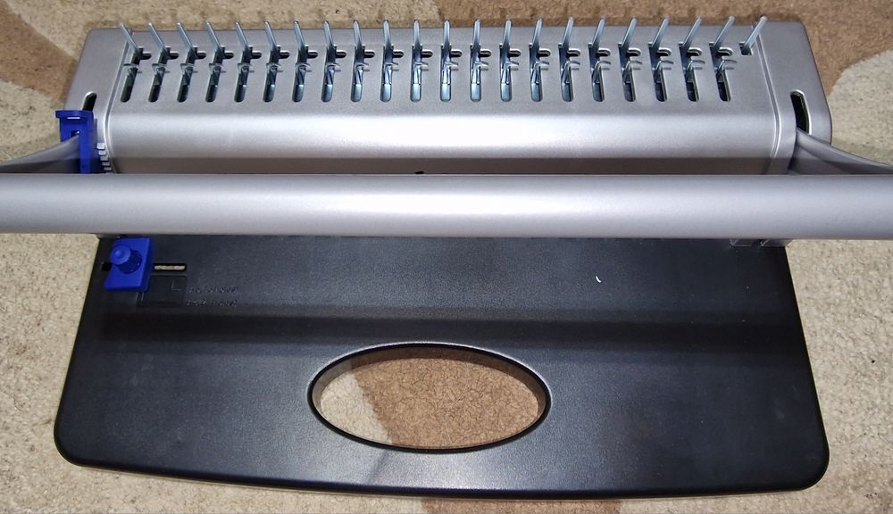 Переплётчик, Брощюровщик