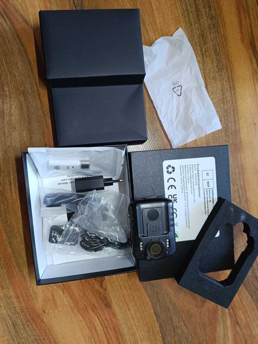 Камера за тяло SC09 1296P резолюция (2304*1296) 64ГБ СД Карта, IP66...