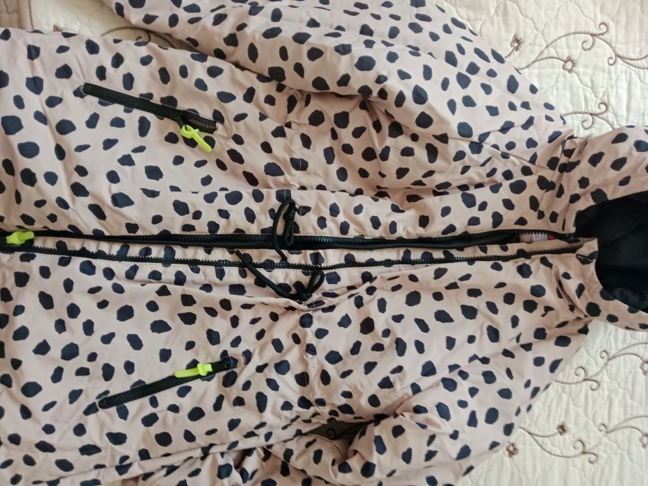 Куртка на девочку