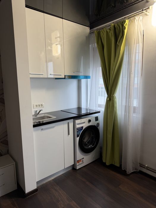 Inchiriez garsoniera