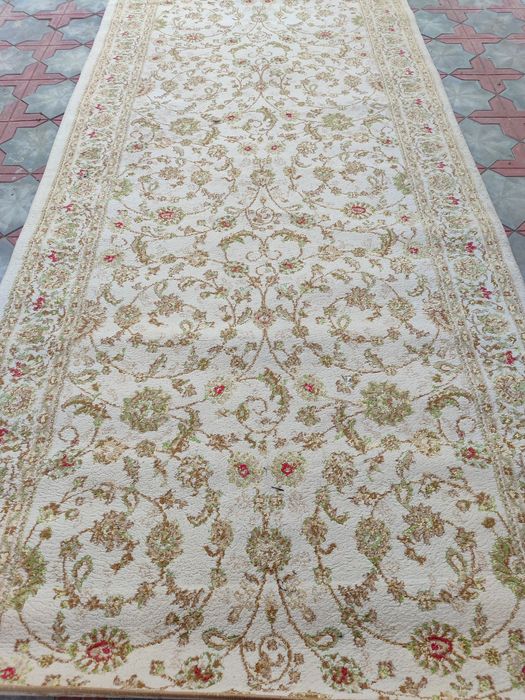 Өте сапалы кілемдер  сатылады