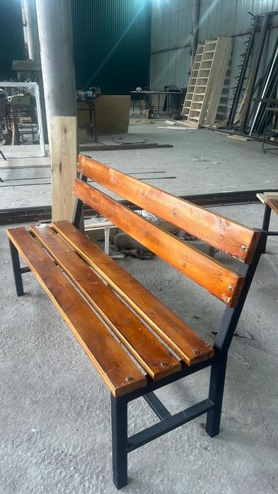 Скамейка  без спинки, со  спинки