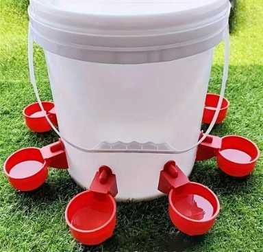 Adapatori automate pentru pasari / oua false din plastic