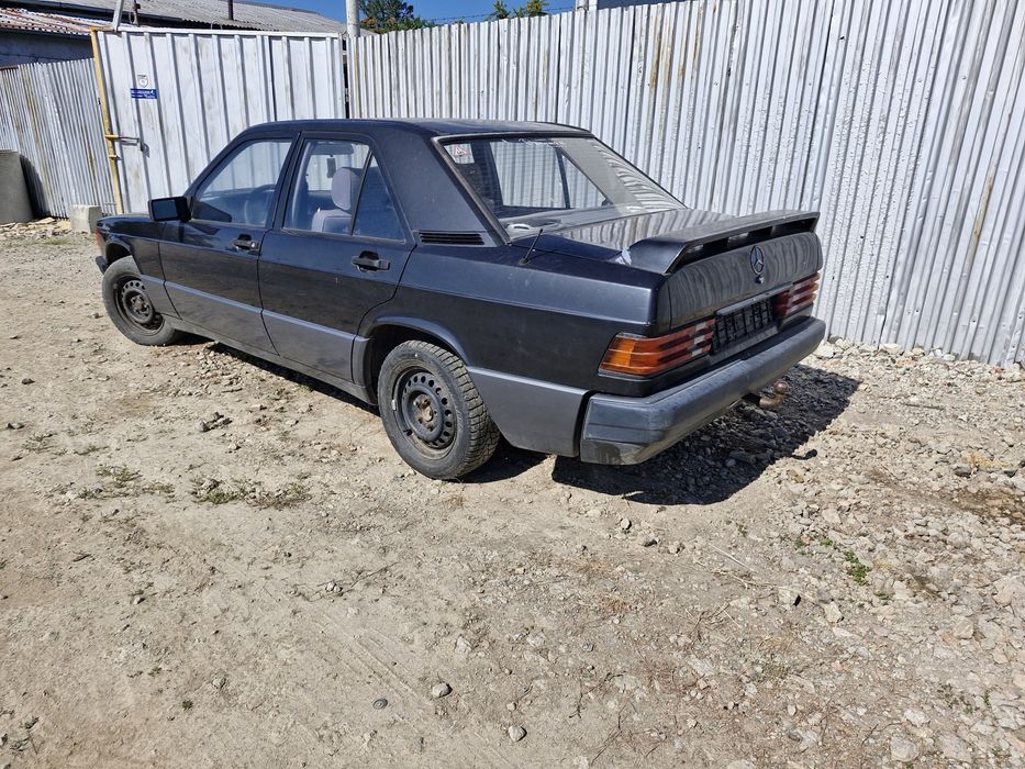 Мерцедес 190 НА ЧАСТИ 2.0