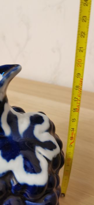 Виноград. За 2 шт 25500.