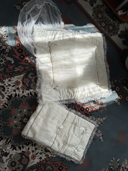 Продам комплект на выписку