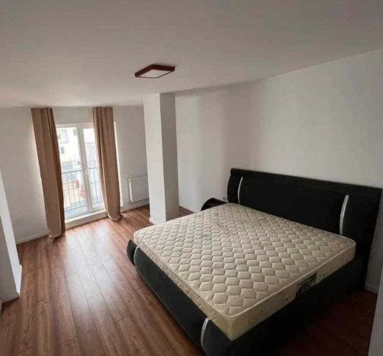 Дава се под наем Тристаен апартамент в Пловдив, Център - 90 кв.м за 351.9 € - Снимка #2