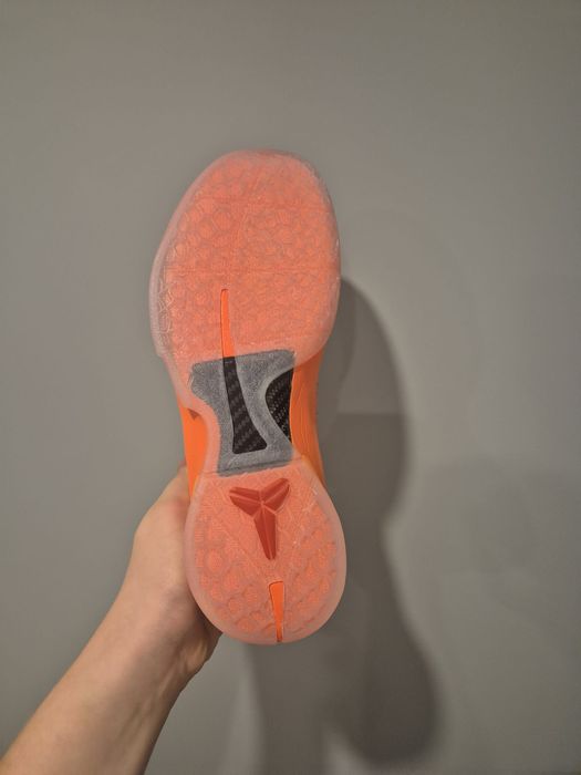 Kobe 6 total orange