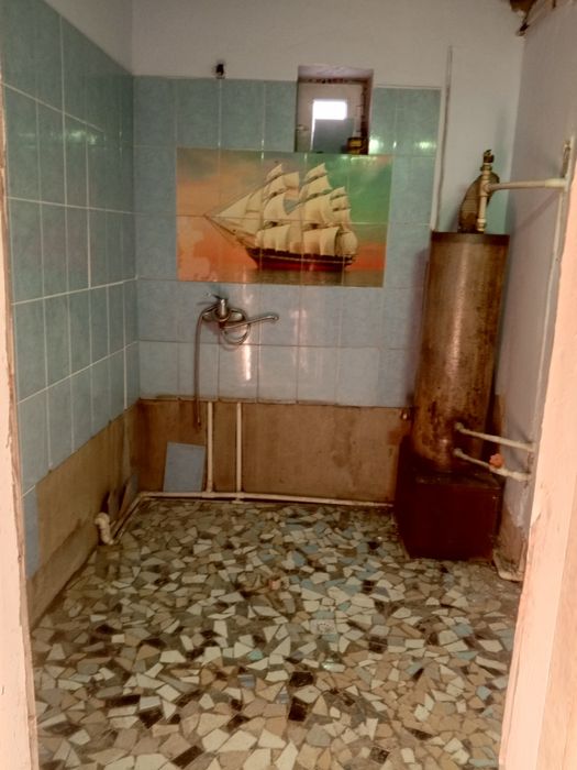 Уй сотилади олти сотик